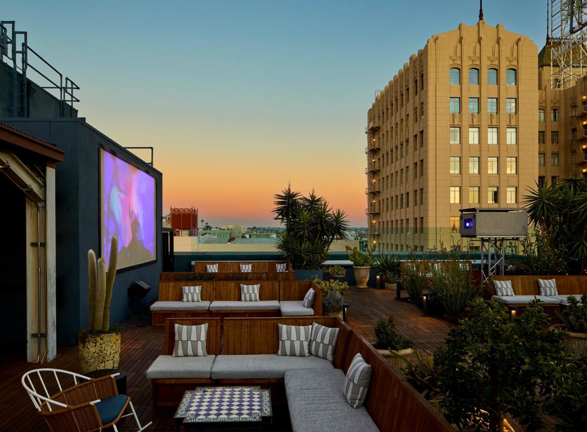 The Aster Hotel Los Angeles Exterior photo