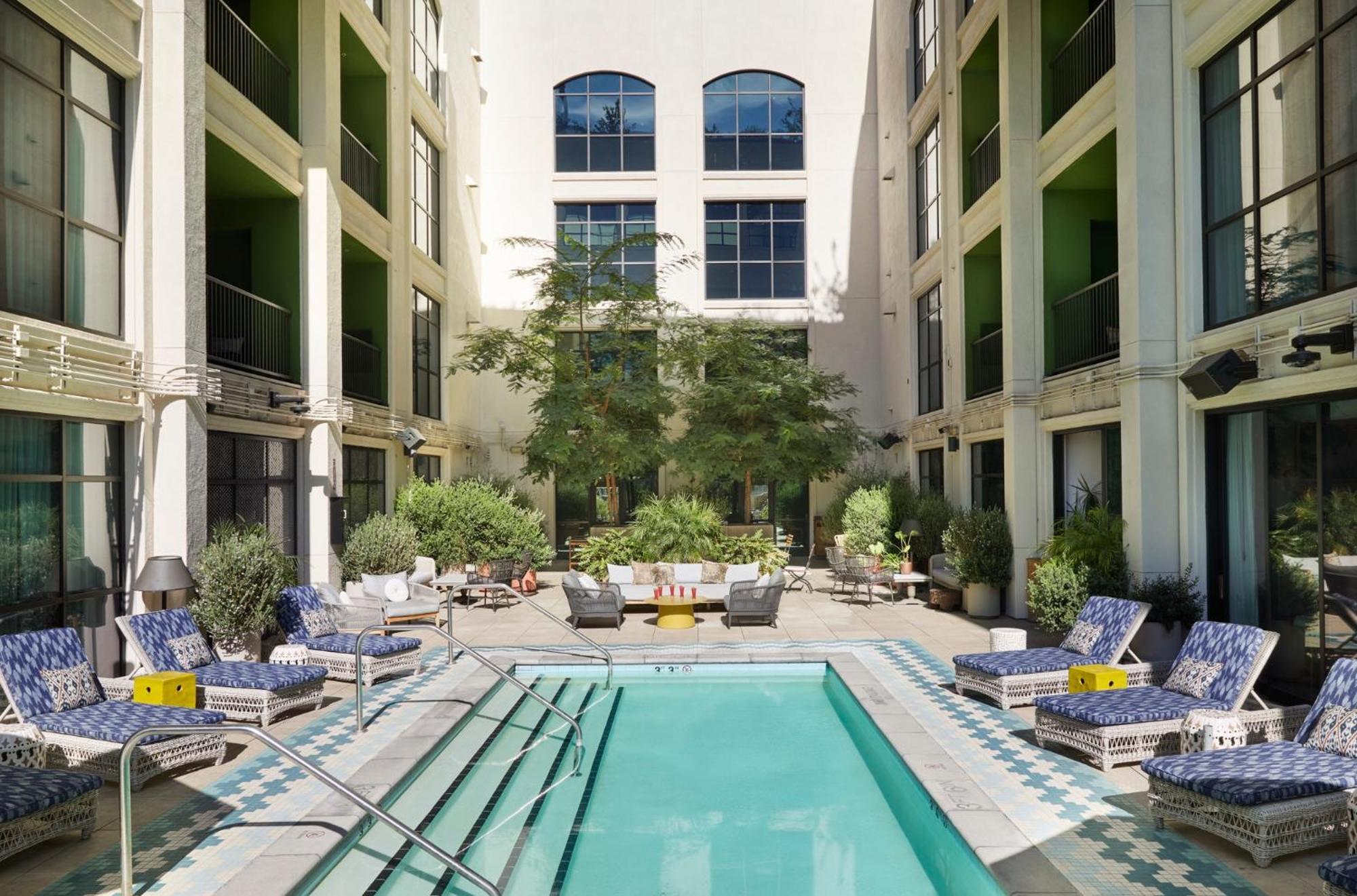 The Aster Hotel Los Angeles Exterior photo